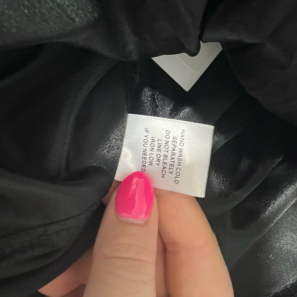 Adorable peplum style dress from VICI - Picture 6 of 6